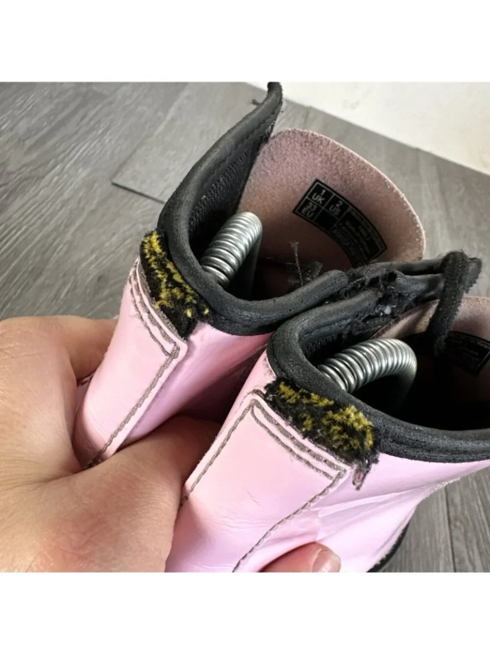 Dr. Martens 1460 J Pink Leather Round Toe Lace Up/Zip Ankle Boots Kids Sz 2 Read